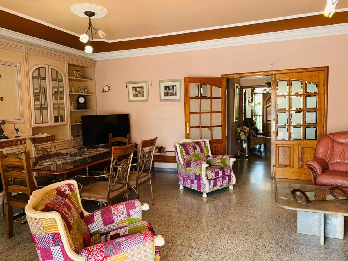 Vivienda Vacacional Floratere アロナ エクステリア 写真