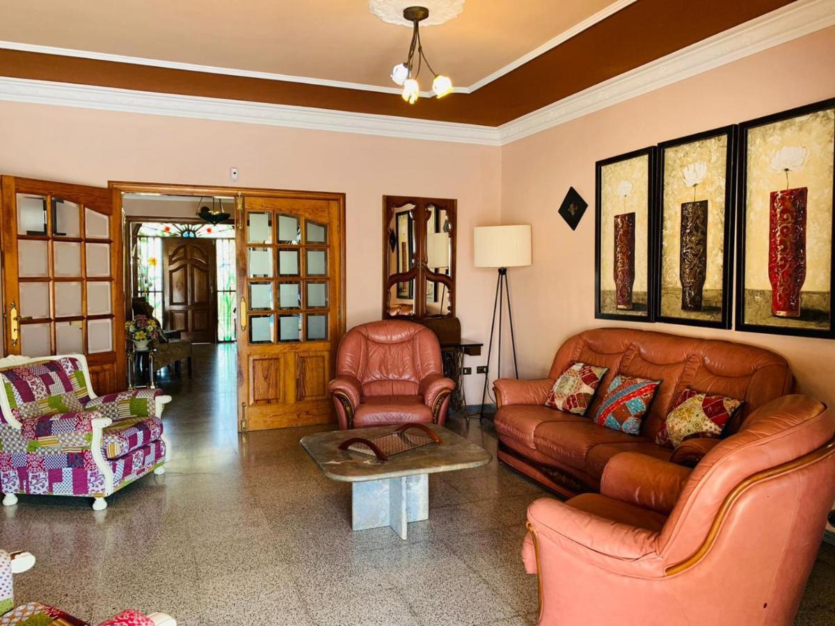 Vivienda Vacacional Floratere アロナ エクステリア 写真